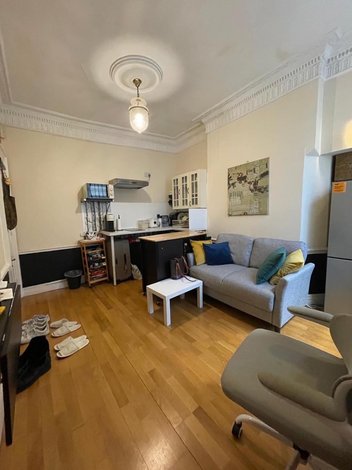 1-bed Flat Craven Street, Westminster,london, Prime Location London
